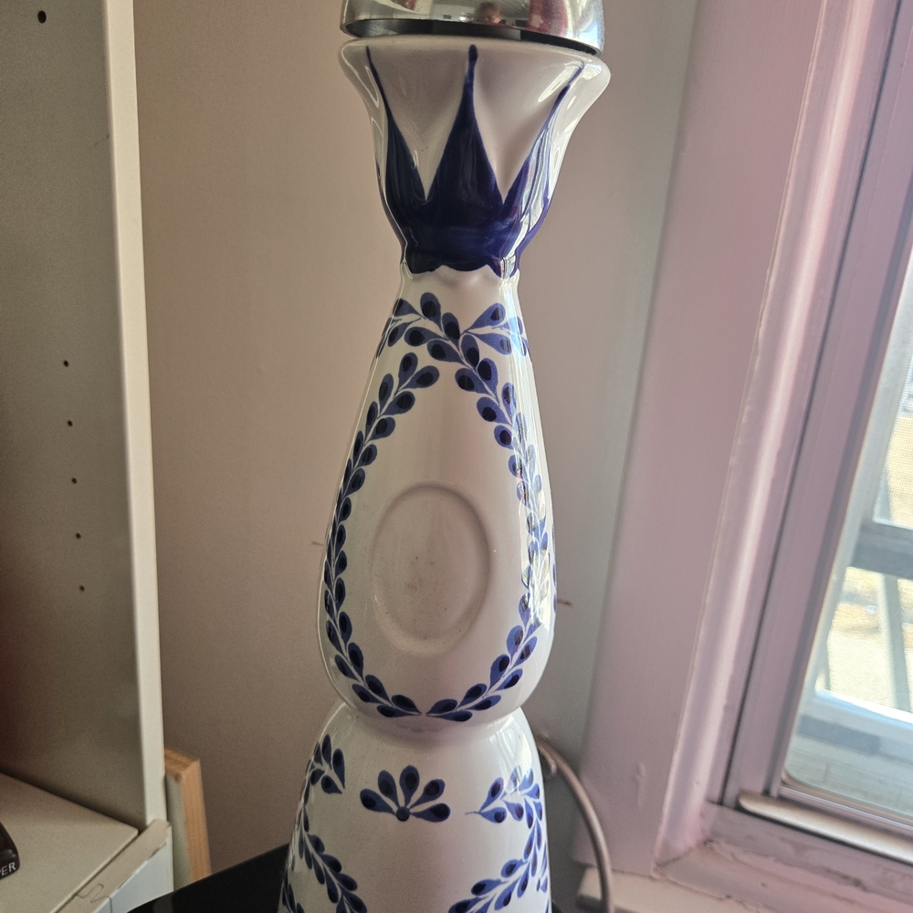 Clase Azul Reposado Tequila.  EMPTY Bottle Hand Painted 750ml Mexico Home Decor